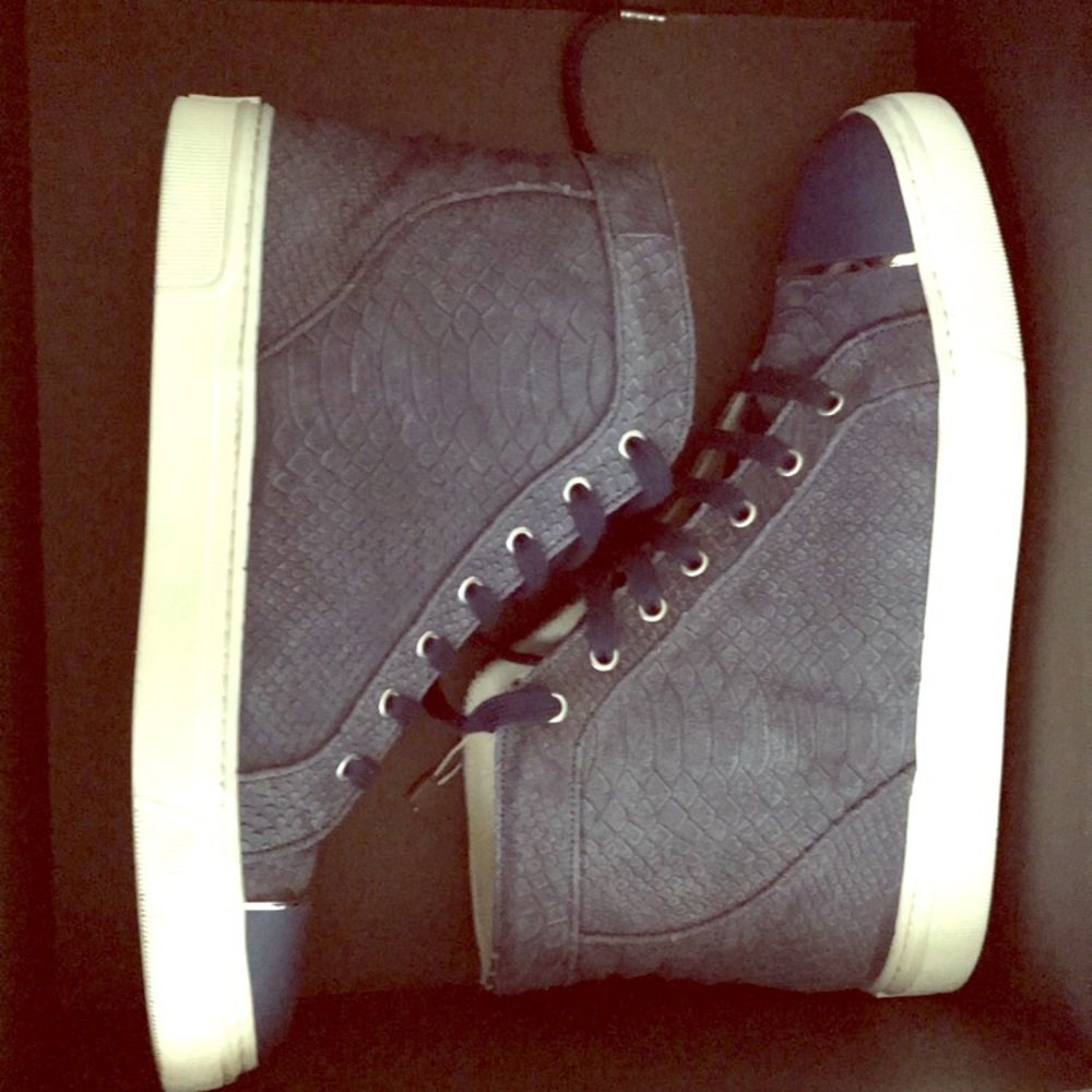 Louis Leeman Blue Snake